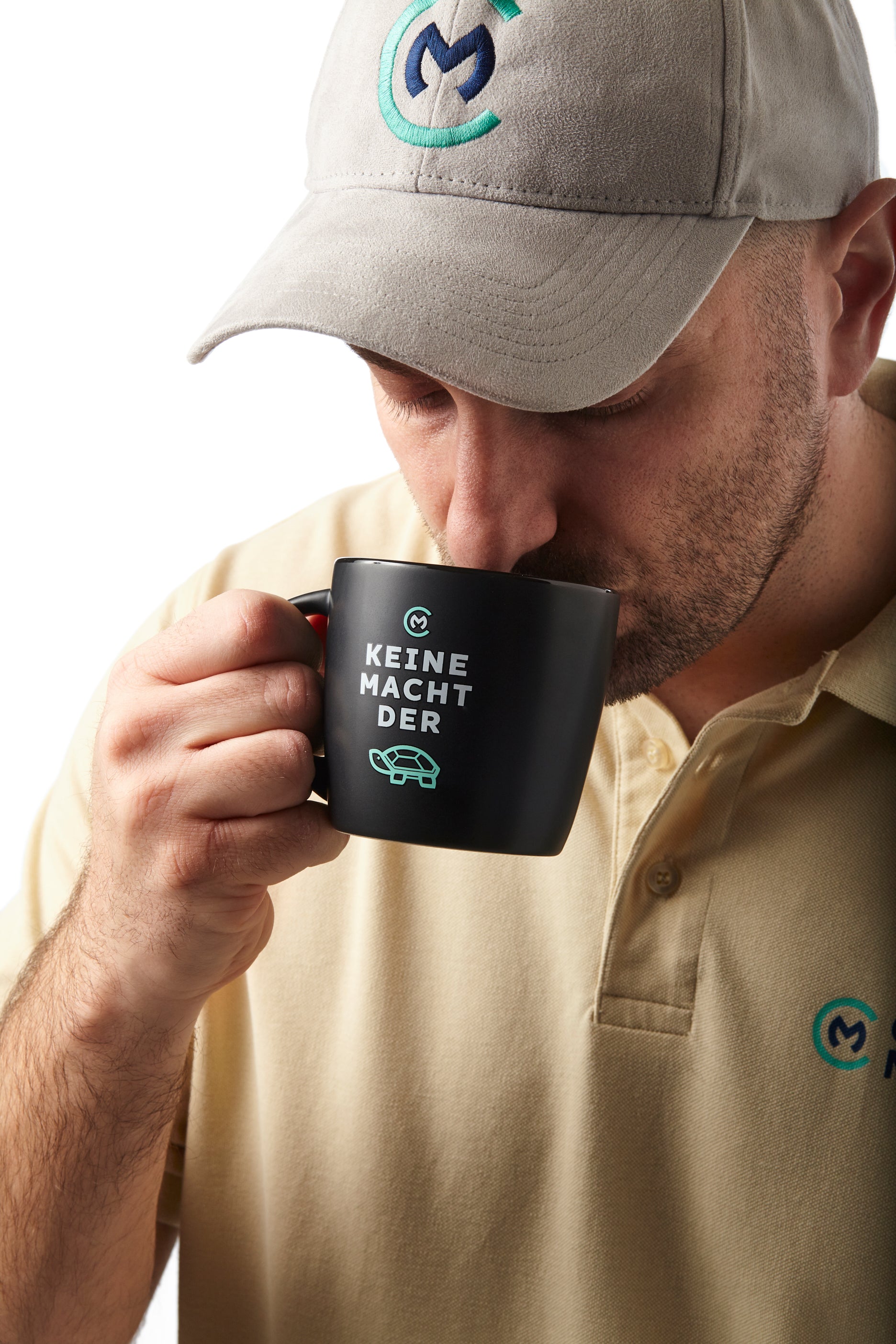 "Keine Macht der Schildkröte" Tasse (Schwarz)